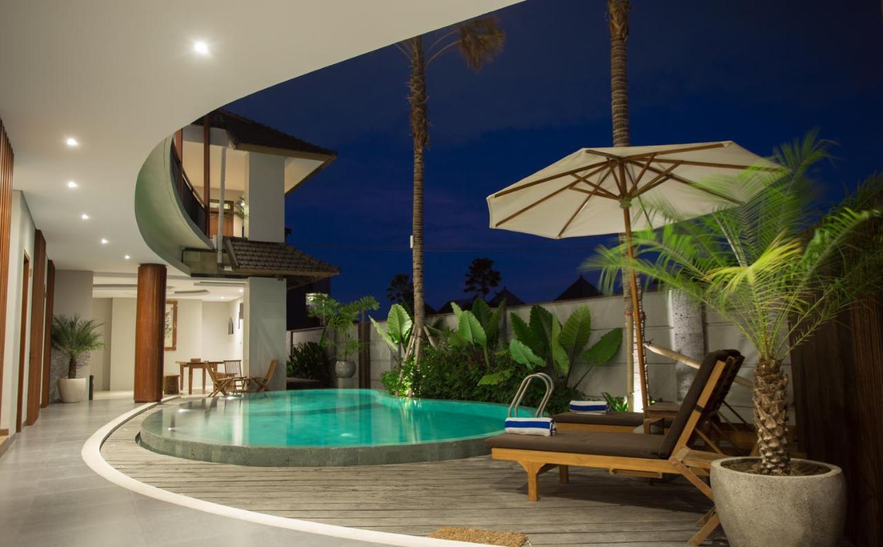 Curve Guest House Canggu Buitenkant foto